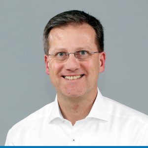 Medi+ Zahnärztliche Praxisklinik Prof. Dr. Claus-Peter Ernst Medi+ Zahnärztliche Praxisklinik Prof. Dr. Claus-Peter Ernst
