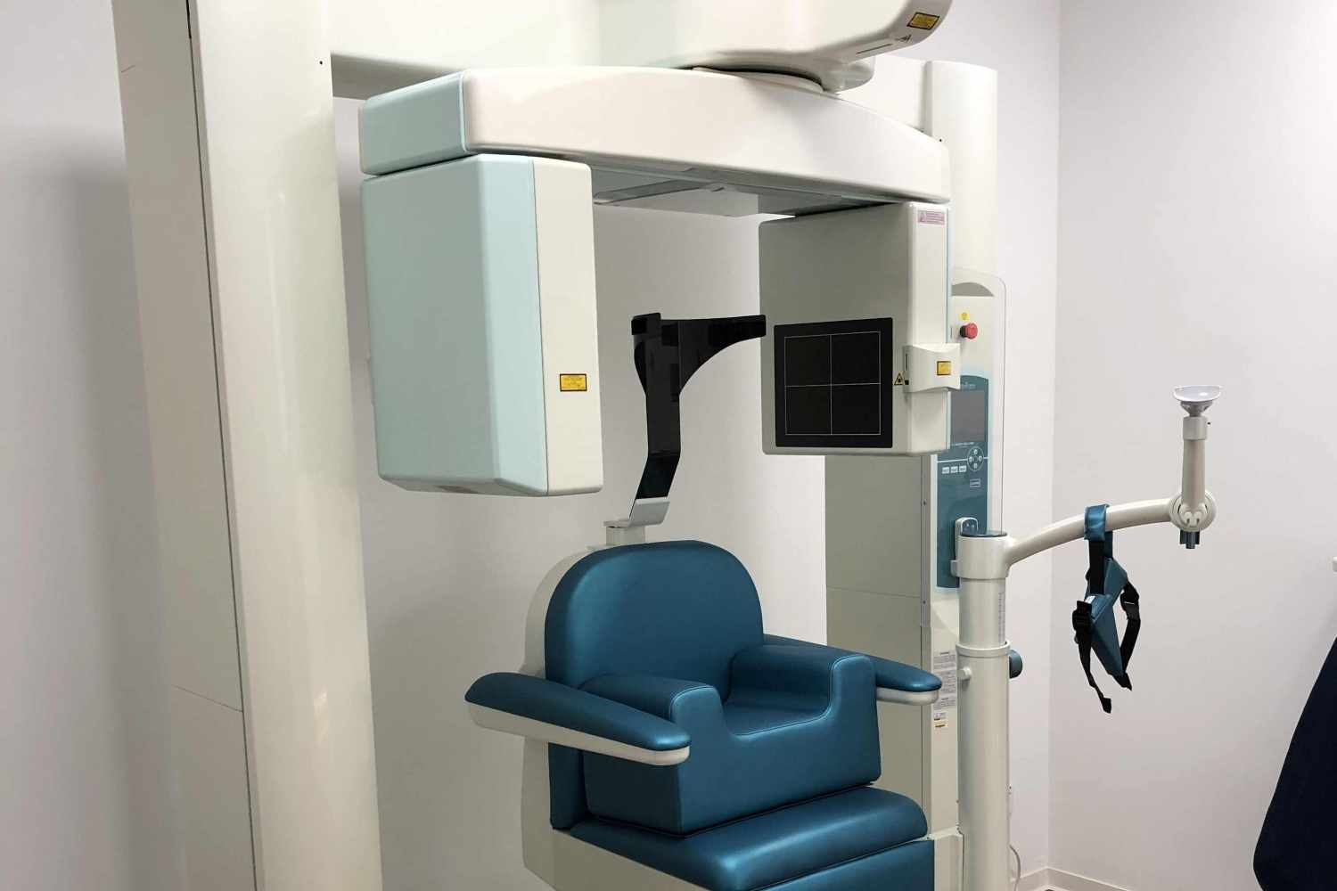 3D Röntgen (DVT) Gerät bei medi+ zahnärztliche Praxisklinik, MKG-Chirurgie
