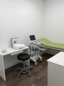 Ultraschall der neuesten Generation - medi+ zahnärztliche Praxisklinik, MKG-Chirurgie